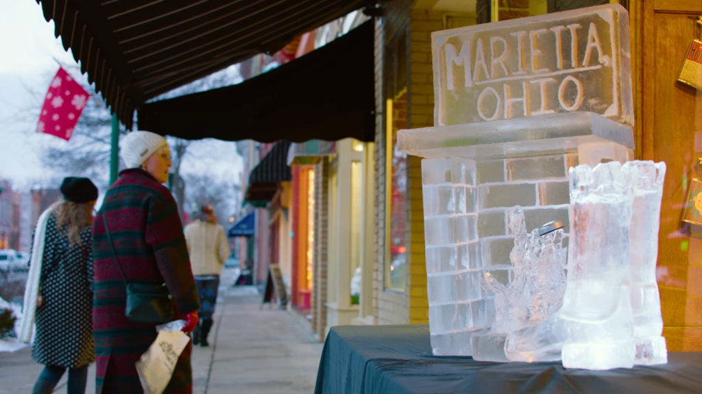 people on the street, sculpture from ice - Marietta Ohio